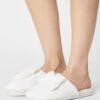 Anna Field Pantofole - White 12 Anna Field Pantofole - White -Vendite Anna Field 87d124f5551340fa9b5417d032a16749